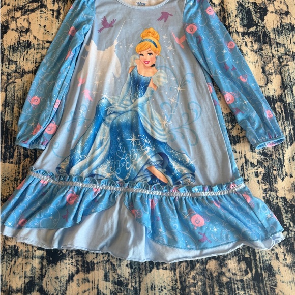 Disney Store Princess Cinderella Long Sleeves Nightgown PJ Dress Girls Size 5/6 - Picture 2 of 13
